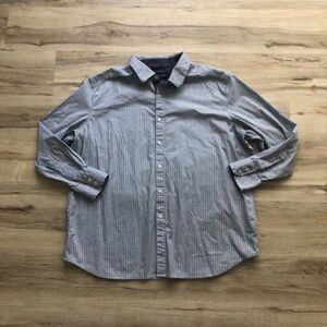 Robert Graham Blue and White Patterned Shirt